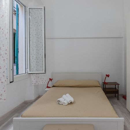 Appartamento Mattoni Rossi - Affitti Brevi Italia Génova Exterior foto